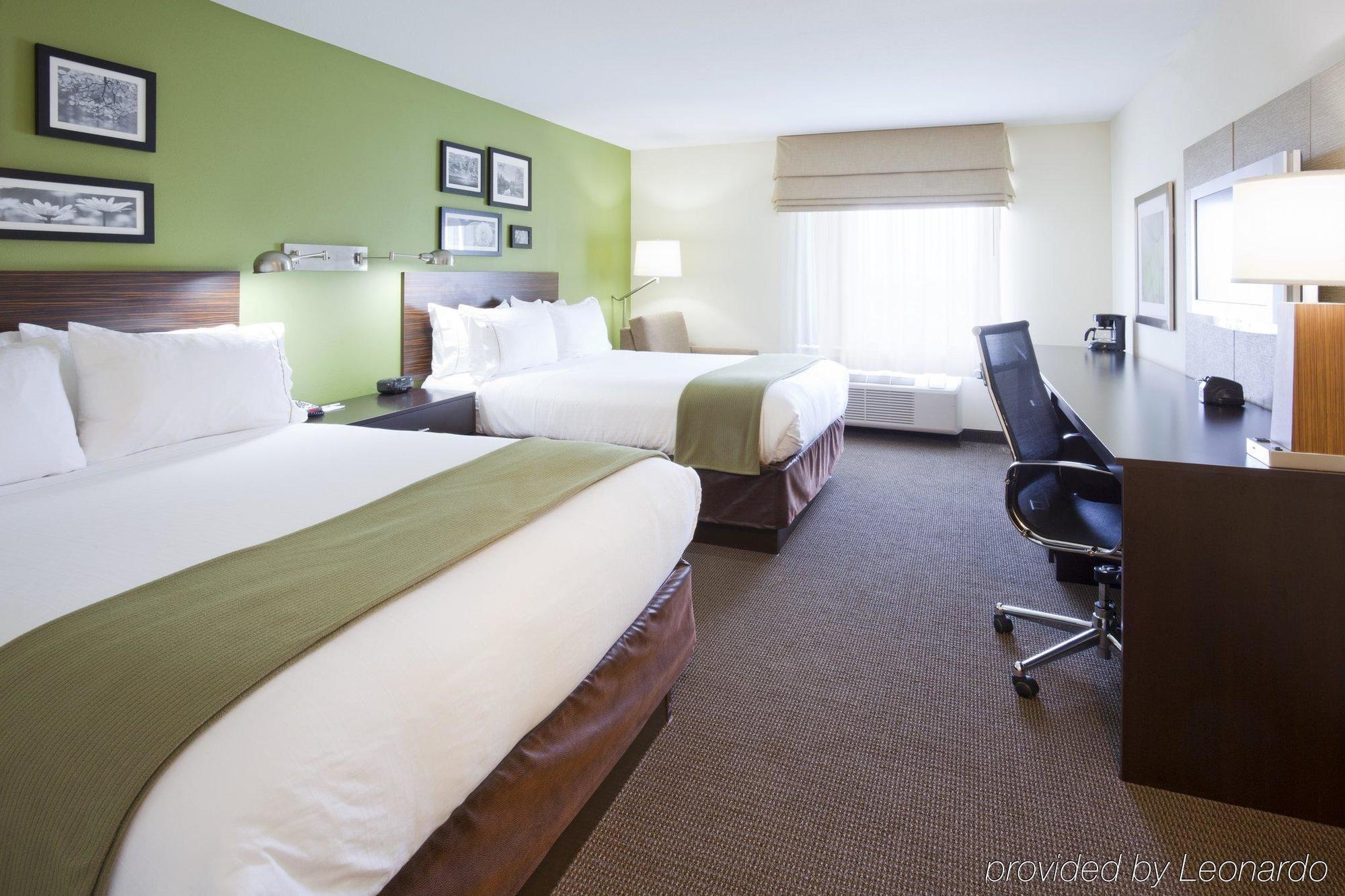 Holiday Inn Express Hotel & Suites Rogers By Ihg Екстер'єр фото