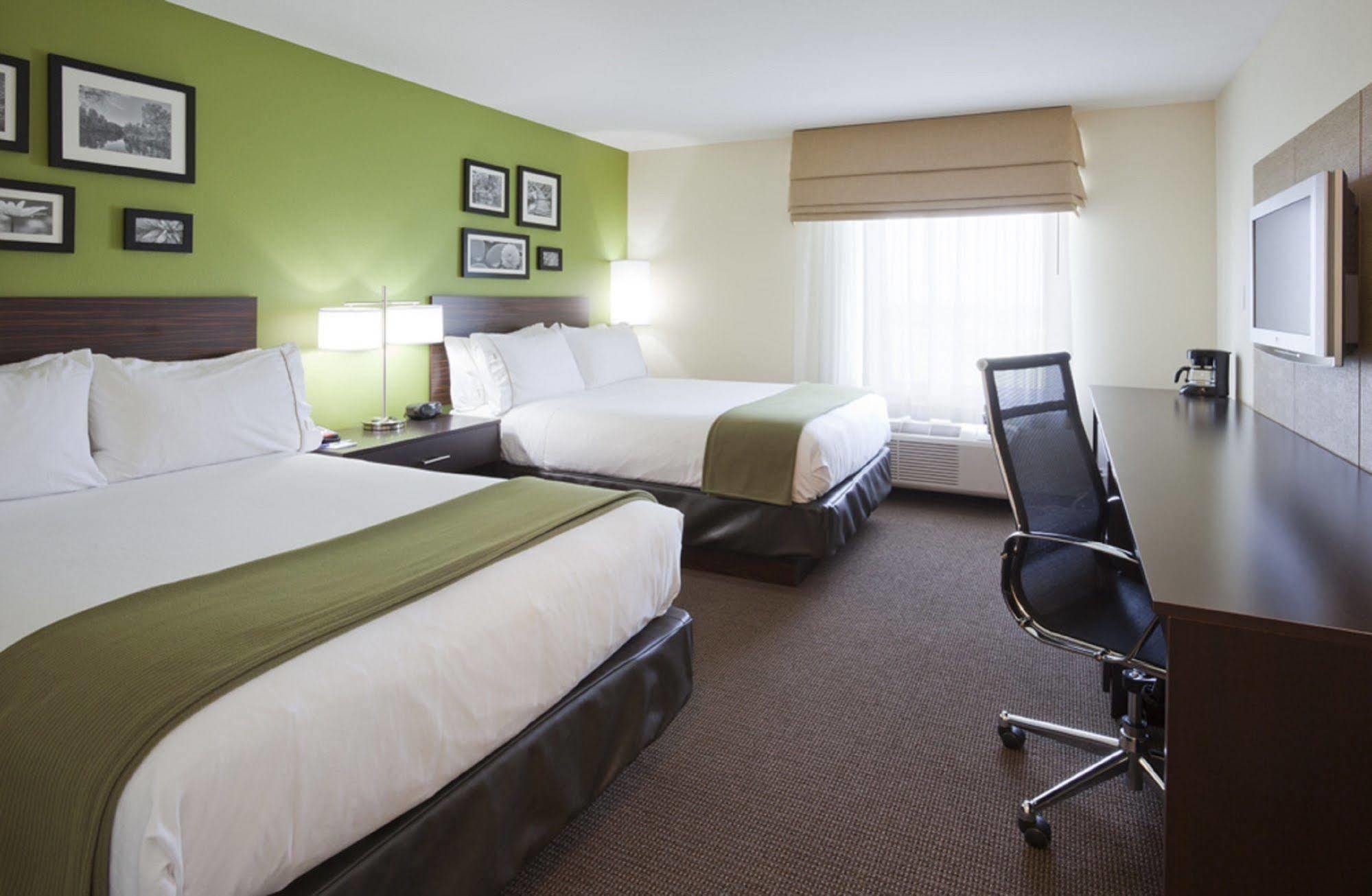 Holiday Inn Express Hotel & Suites Rogers By Ihg Екстер'єр фото